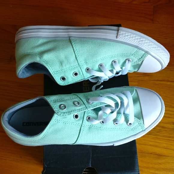 New with Box Mint Green Converse All Star Low Top Juniors Unisex 6 - Picture 1 of 10